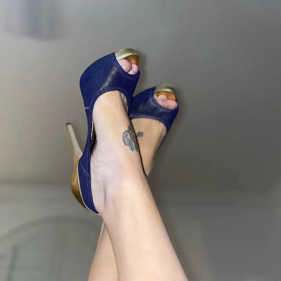 REPORT SIGNATURE TOLUCA2 PEEP TOE HEELS METALLIC GOLD AND DENIM BLUE SIZE 8 - Picture 3 of 15